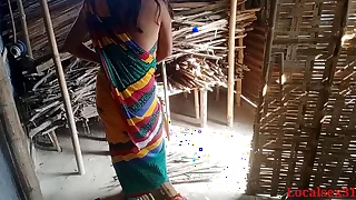 Desi Indian village bhabi fuck in alfresco with go steady with &lpar;official video by Localsex31&rpar;